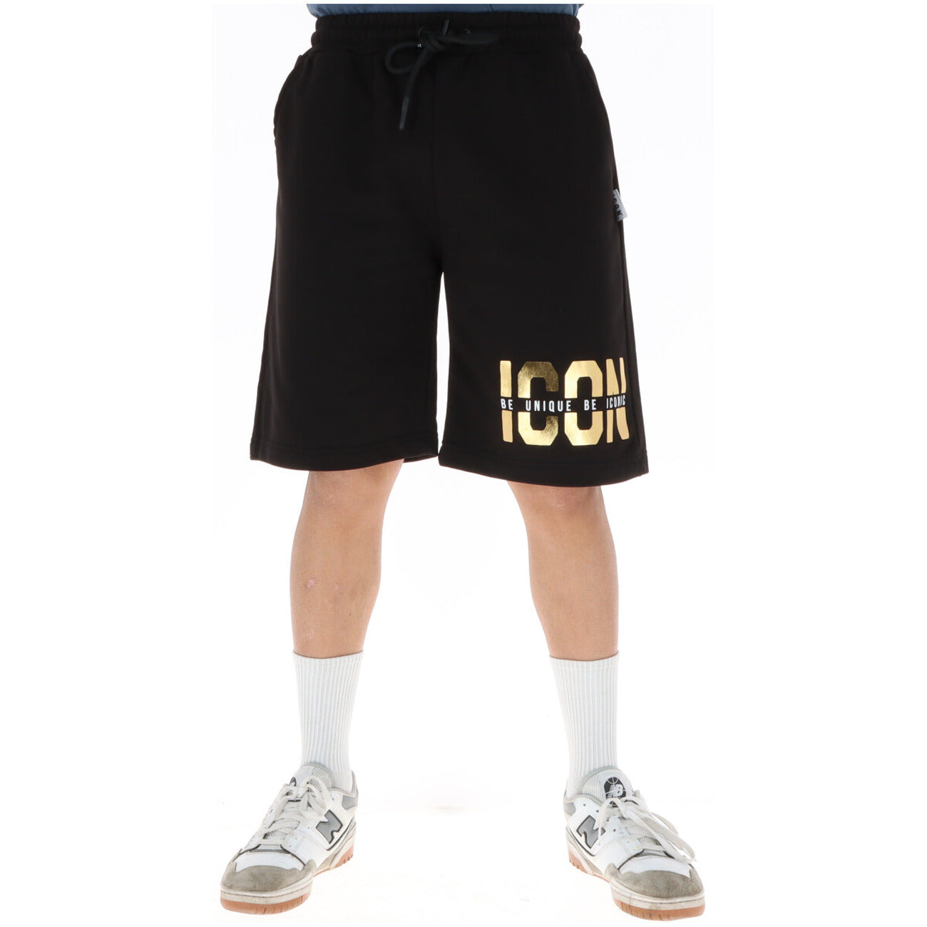 Icon Herren Bermudas Schwarz – Moderner Sommerlook mit stylischem Print